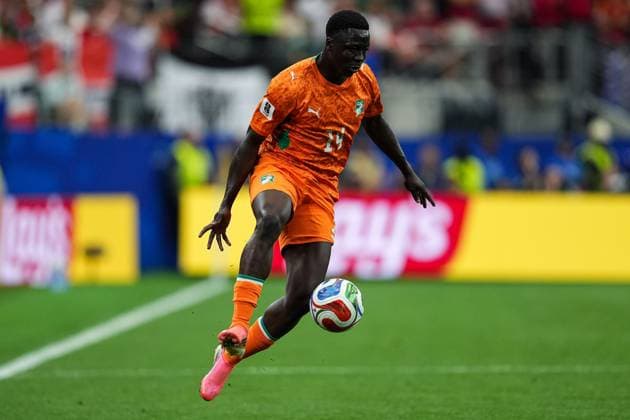 Oumar DiakitÃ of the Ivory Coast controls the ball Ivory Coast v Norway, 2026 FIFA World Cup, WM, Weltmeisterschaft, Fussball Round of 32, Football, Dallas Stadium, Arlington, Texas, USA - 30 Jun 2026Arlington Dallas Stadium Texas (TX) United States of America  Copyright: xIsmaelxAdnan Shutterstockx 16970308dl