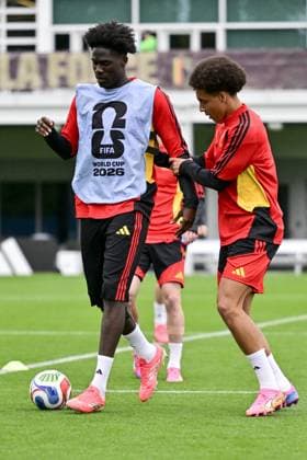 Belgium s Amadou Onana and Belgium s Axel Witsel pictured during a training session of Belgian national soccer team Red Devils, on Tuesday 30 June 2026 in their base camp, home of the Seattle Sounders, Renton, Seattle, USA. The Rode Duivels - Diables Rouges qualified for the knockout stage of the 2026 FIFA World Cup, WM, Weltmeisterschaft, Fussball where they ll meet Senegal in the round of 32 on July 1st. DIRKxWAEM  x180032408x