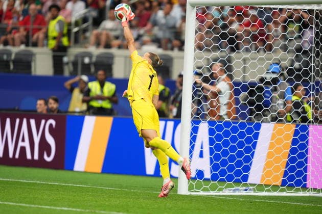 Ivory Coast v Norway - FIFA World Cup, WM, Weltmeisterschaft, Fussball 2026 - Round of 32 ARLINGTON, USA - JUNE 30: Orjan Haskjold Nyland (1) of Norway in action during the FIFA World Cup 2026 Round of 32 match between Ivory Coast and Norway at Dallas Stadium in Arlington, United States on June 30, 2026. Hakan Akgun Anadolu Texas United States. Editorial use only. Please get in touch for any other usage.  Copyright: x2026xAnadoluxHakanxAkgunx