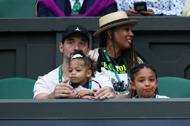 Alexis Ohanian watches Serena Williams with daughters Alexis Olympia and Adira River Wimbledon Tennis Championships, Day 2, The All England Lawn Tennis and Croquet Club, London, UK - 30 Jun 2026London The All England Lawn Tennis and United Kingdom  Copyright: xEllaxLing Shutterstockx 16964204gs