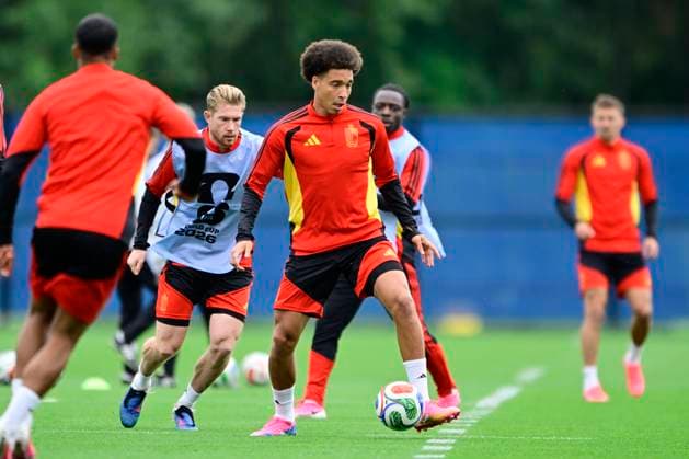Belgian national football team - FIFA World Cup, WM, Weltmeisterschaft, Fussball 2026 - media activities 30 06 2026 RENTON, UNITED STATES OF AMERICA - JUNE 30 : Witsel Axel midfielder of Belgium pictured during a training session of the Belgian national football team during the FIFA World Cup 2026 on June 30, 2026 in Renton, United States of America, 30 06 2026 Renton United States of America  Copyright: xJanxDexMeuleneirx