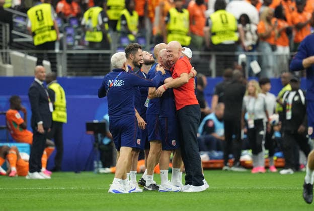 Staale Solbakken (Norway) celebrate during Ivory Coast and Norway, Round of 32 FIFA World Cup, WM, Weltmeisterschaft, Fussball 2026, Dallas Stadium, Arlington, United States on June 30, 2026. Thor Wegner DeFodi Images. (Photo by DeFodi Images) - *** Staale Solbakken of Norway celebrates during the match between Ivory Coast and Norway in the Round of 32 of the 2026 FIFA World Cup at Dallas Stadium in Arlington, United States, on June 30, 2026. Photo by DeFodi Images (Thor Wegner)