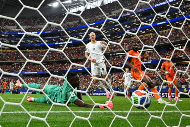 (L-R) Yahia Fofana (CIV), Erling Haaland (NOR), Franck Kessie (CIV), JUNE 30, 2026 - Football Soccer : FIFA World Cup, WM, Weltmeisterschaft, Fussball 2026 Round of 32 match between Cote d Ivoire 1-2 Norway at Dallas Stadium in Arlington, Texas, USA.  aflo_336399642 KenjiroxMatsuox
