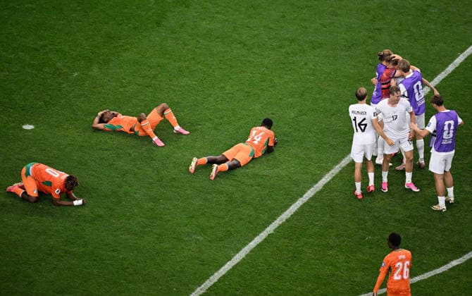 (260701) -- DALLAS, July 1, 2026 -- Players of both sides react after the round of 32 match between Cote d Ivoire and Norway at the 2026 FIFA World Cup, WM, Weltmeisterschaft, Fussball at Dallas Stadium in Dallas, the United States, June 30, 2026. ) (SP)U.S.-DALLAS-FOOTBALL-FIFA WORLD CUP-ROUND OF 32-CIV VS NOR WuxXiaoling 