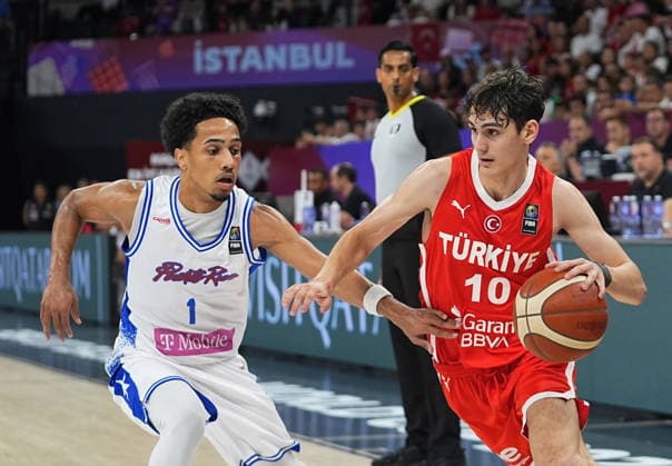 Turkiye v Puerto Rico - FIBA U17, U 17 Basketball World Cup ISTANBUL, TURKIYE - JUNE 30: Omer Kutluay of Turkiye competes with Jeremy Willmore (1) of Puerto Rico during the FIBA U17 Basketball World Cup group phase match between Puerto Rico and Turkiye at the Basketball Development Center in Istanbul, Turkiye on June 30, 2026. Esra Bilgin Anadolu Istanbul Turkey. Editorial use only. Please get in touch for any other usage.  Copyright: x2026xAnadoluxEsraxBilginx