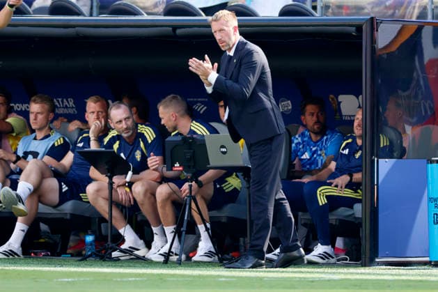 France v Sweden: Round Of 32 - FIFA World Cup, WM, Weltmeisterschaft, Fussball 2026 Graham Potter, Head Coach of Sweden on the side line during the FIFA World Cup 2026 Round Of 32 match between France and Sweden at New York New Jersey Stadium on June 30, 2026 in East Rutherford, New Jersey. East Rutherford New York New Jersey Stadium NJ United States Copyright: xAllstarxPicturexLibraryxLtdx