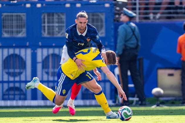 FIFA Fussball Weltmeisterschaft 2026, Sechszehntelfinale, Frankreich vs. Schweden, 30.06.2026, New Jersey Stadium Viktor Gyokeres Adrien Rabiot *** 2026 FIFA World Cup, Round of 32, France vs. Sweden, June 30, 2026, New Jersey Stadium Viktor Gyokeres Adrien Rabiot Copyright: xBahhoxKarax