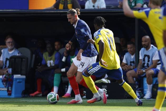 NEW JERSEY - Adrien Rabiot of France and Anthony Elanga of Sweden during the 2026 FIFA World Cup, WM, Weltmeisterschaft, Fussball round of 32 match between France and Sweden at Boston Stadium on June 30, 2026, in Foxborough, United States. MAURICE VAN STEEN ANP FIFA World Cup 2026 - round of 32 2026 xVIxANPxSportx xMauricexvanxSteenxIVx 562483757 originalFilename: 562483757.jpg