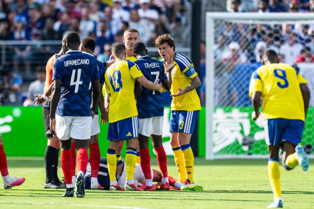 260630 Ousmane Dembele of France and Victor Nilsson Lindelöf of Sweden during the FIFA World Cup, WM, Weltmeisterschaft, Fussball 2026 round of 32 football match between France and Sweden on June 30, 2026 in New Jersey. Photo: Petter Arvidson BILDBYRAN kod PA PA1270 fotboll football soccer fotball vm fotbolls-vm fotball-vm fotbolls-vm 2026 fifa world cup 2026 sverige sweden sverige a bbeng frankrike france round of 32 16-delsfinal *** June 30, 2026: Ousmane Dembélé of France and Victor Nilsson Lindelöf of Sweden during the FIFA World Cup 2026 Round of 32 soccer match between France and Sweden on June 30, 2026 in New Jersey. Photo by Petter Arvidson, BILDBYRAN, code PA PA1270. soccer, football, soccer World Cup, 2026 FIFA World Cup, Sweden, Sweden A, BBENG, Francekrike france round of 32 round of 16  Copyright: PETTERxARVIDSON BB260630PA145