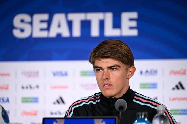 Belgian national football team - FIFA World Cup, WM, Weltmeisterschaft, Fussball 2026 - media activities 30 06 2026 SEATTLE, UNITED STATES OF AMERICA - JUNE 30 : De Ketelaere Charles midfielder of Belgium talking to the press during a press conference, PK, Pressekonferenz at the Lumen Field Stadium prior to the Belgium vs Senegal match during the 2026 FIFA World Cup on June 30, 2026 in Seattle, United States of America, 30 06 2026 Seattle United States of America  Copyright: xNicoxVereeckenx