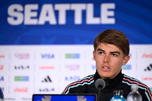 Belgian national football team - FIFA World Cup, WM, Weltmeisterschaft, Fussball 2026 - media activities 30 06 2026 SEATTLE, UNITED STATES OF AMERICA - JUNE 30 : De Ketelaere Charles midfielder of Belgium talking to the press during a press conference, PK, Pressekonferenz at the Lumen Field Stadium prior to the Belgium vs Senegal match during the 2026 FIFA World Cup on June 30, 2026 in Seattle, United States of America, 30 06 2026 Seattle United States of America  Copyright: xNicoxVereeckenx