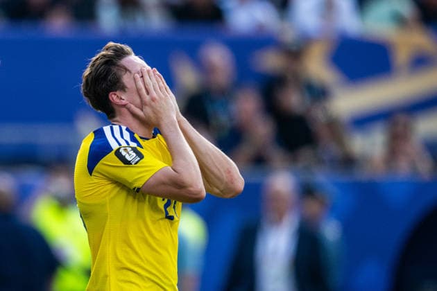260630 Elliot Stroud of Sweden looks dejected during the FIFA World Cup, WM, Weltmeisterschaft, Fussball 2026 round of 32 football match between France and Sweden on June 30, 2026 in New Jersey. Photo: Petter Arvidson BILDBYRAN kod PA PA1270 fotboll football soccer fotball vm fotbolls-vm fotball-vm fotbolls-vm 2026 fifa world cup 2026 sverige sweden sverige a bbeng frankrike france round of 32 16-delsfinal depp *** June 30, 2026: Elliot Stroud of Sweden looks dejected during the FIFA World Cup 2026 Round of 32 soccer match between France and Sweden on June 30, 2026 in New Jersey. Photo by Petter Arvidson, BILDBYRAN. Code: PA PA1270. soccer, football, World Cup, 2026 FIFA World Cup, Sweden, Sweden national team, France, round of 32, quarterfinals, dejectedkrike france round of 32 16th-final depp  Copyright: PETTERxARVIDSON BB260630PA153