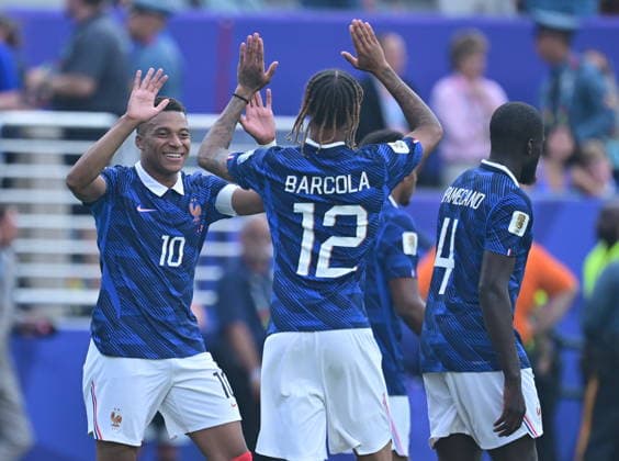 France v Sweden - FIFA World Cup, WM, Weltmeisterschaft, Fussball 2026 - Round of 32 NEW JERSEY, USA - JUNE 30: Bradley Barcola of France celebrates after scoring a goal during the 2026 FIFA World Cup Round of 32 match between France and Sweden at New Jersey Stadium (MetLife Stadium) in East Rutherford, New Jersey, USA, on June 30, 2026. Abdulhamid Hosbas Anadolu New Jersey United States. Editorial use only. Please get in touch for any other usage.  Copyright: x2026xAnadoluxAbdulhamidxHosbasx