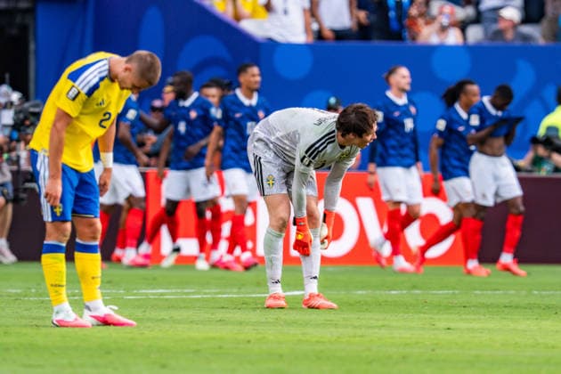 FIFA Fussball Weltmeisterschaft 2026, Sechszehntelfinale, Frankreich vs. Schweden, 30.06.2026, New Jersey Stadium Tor zum 2:0 durch Bradley Barcola Jacob Widell Zetterstrom Gustaf Lagerbielke Victor Lindelof *** 2026 FIFA World Cup, Round of 32, France vs. Sweden, June 30, 2026, New Jersey Stadium; Goal to make it 2–0 by Bradley Barcola, Jacob Widell Zetterstrom, Gustaf Lagerbielke, Victor Lindelöf Copyright: xBahhoxKarax