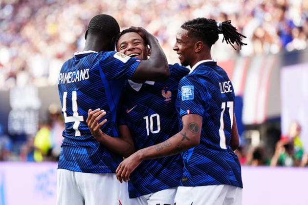 NEW YORK, USA 20260630 France s Kylian Mbappe celebrates after his goal, 3-0, during the round of 16 match between France and Sweden at New York New Jersey Stadium during the World Cup. ***The image is included in the SPORTS PACKAGE. For others PAID IMAGE*** NEW YORK USA x9200x *** NEW YORK, USA 20260630 France s Kylian Mbappé celebrates after scoring his goal, making the score 3–0, during the Round of 16 match between France and Sweden at New York–New Jersey Stadium during the World Cup ***The image is included in the SPORTS PACKAGE. For other images, see PAID IMAGE*** NEW YORK, USA x9200x  Copyright: xBjörnxLarssonxRosvall TTx WORLD CUP 2026 FRANCE-SWEDEN