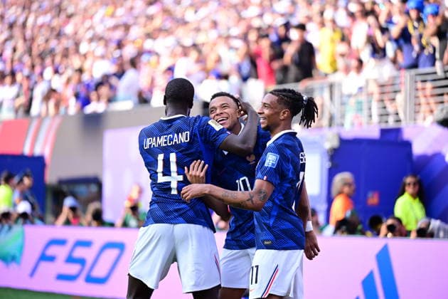 France v Sweden - FIFA World Cup, WM, Weltmeisterschaft, Fussball 2026 - Round of 32 NEW JERSEY, USA - JUNE 30: Kylian Mbappe of France celebrates with his teammates after scoring a goal during the 2026 FIFA World Cup Round of 32 match between France and Sweden at New Jersey Stadium (MetLife Stadium) in East Rutherford, New Jersey, USA, on June 30, 2026. Abdulhamid Hosbas Anadolu New Jersey United States. Editorial use only. Please get in touch for any other usage.  Copyright: x2026xAnadoluxAbdulhamidxHosbasx