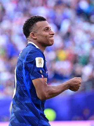 France v Sweden - FIFA World Cup, WM, Weltmeisterschaft, Fussball 2026 - Round of 32 NEW JERSEY, USA - JUNE 30: Kylian Mbappe of France celebrates after scoring a goal during the 2026 FIFA World Cup Round of 32 match between France and Sweden at New Jersey Stadium (MetLife Stadium) in East Rutherford, New Jersey, USA, on June 30, 2026. Abdulhamid Hosbas Anadolu New Jersey United States. Editorial use only. Please get in touch for any other usage.  Copyright: x2026xAnadoluxAbdulhamidxHosbasx