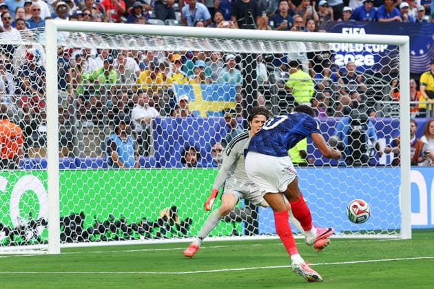 FIFA World Cup, WM, Weltmeisterschaft, Fussball 2026: France v Sweden NEW JERSEY, USA - 30th June 2026: Kylian Mbappe of France scores his side s third goal during the FIFA World Cup 2026 Round of 32 match between France and Sweden at New York New Jersey Stadium New York New York New Jersey Stadium United States of America Copyright: xCraigxMercerx xPeakxActionxPhotosx