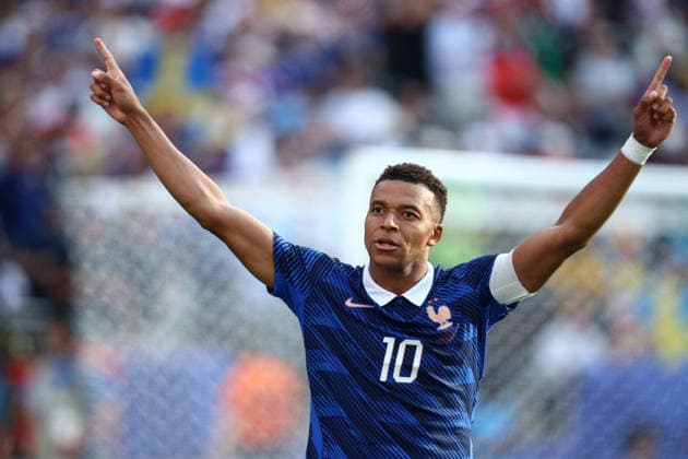 FIFA World Cup, WM, Weltmeisterschaft, Fussball 2026: France v Sweden NEW JERSEY, USA - 30th June 2026: Kylian Mbappe of France celebrates scoring his side s third goal during the FIFA World Cup 2026 Round of 32 match between France and Sweden at New York New Jersey Stadium New York New York New Jersey Stadium United States of America Copyright: xCraigxMercerx xPeakxActionxPhotosx