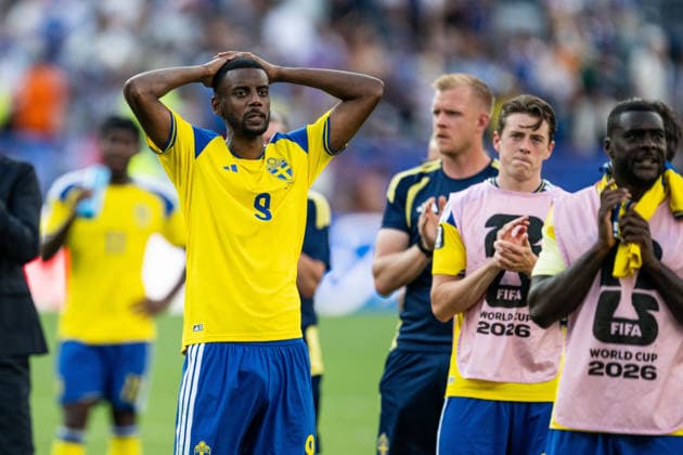 260630 Alexander Isak of Sweden looks dejected after the FIFA World Cup, WM, Weltmeisterschaft, Fussball 2026 round of 32 football match between France and Sweden on June 30, 2026 in New Jersey. Photo: Ludvig Thunman BILDBYRAN kod LT PA1270 fotboll football soccer fotball vm fotbolls-vm fotball-vm fotbolls-vm 2026 fifa world cup 2026 sverige sweden sverige a bbeng frankrike france round of 32 16-delsfinal depp *** June 30, 2026: Alexander Isak of Sweden looks dejected after the 2026 FIFA World Cup Round of 32 soccer match between France and Sweden on June 30, 2026 in New Jersey. Photo by Ludvig Thunman, BILDBYRAN. Code: LT PA1270. soccer, football, soccer, World Cup, soccer World Cup, soccer World Cup, soccer World Cup 2026, FIFA World Cup 2026, Sweden, Sweden, Sweden A, BBENG, Francekrike france round of 32 16th-final depp  Copyright: LUDVIGxTHUNMAN BB260630LT114