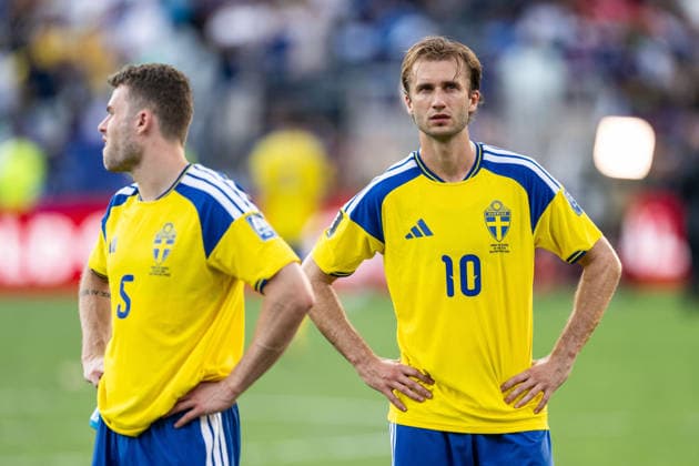 260630 Gabriel Gudmundsson and Benjamin Nygren of Sweden look dejected after the FIFA World Cup, WM, Weltmeisterschaft, Fussball 2026 round of 32 football match between France and Sweden on June 30, 2026 in New Jersey. Photo: Ludvig Thunman BILDBYRAN kod LT PA1270 fotboll football soccer fotball vm fotbolls-vm fotball-vm fotbolls-vm 2026 fifa world cup 2026 sverige sweden sverige a bbeng frankrike france round of 32 16-delsfinal *** June 30, 2026: Gabriel Gudmundsson and Benjamin Nygren of Sweden look dejected after the FIFA World Cup 2026 Round of 32 soccer match between France and Sweden on June 30, 2026 in New Jersey. Photo by Ludvig Thunman, BILDBYRAN, code LT PA1270. soccer, football, World Cup, 2026 FIFA World Cup, Sweden, Sweden national team, Francekrike france round of 32 round of 16  Copyright: LUDVIGxTHUNMAN BB260630LT116