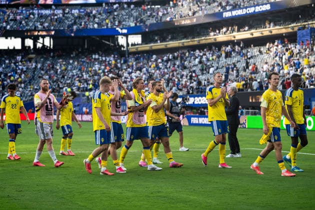 260630 Players of Sweden look dejected after the FIFA World Cup, WM, Weltmeisterschaft, Fussball 2026 round of 32 football match between France and Sweden on June 30, 2026 in New Jersey. Photo: Ludvig Thunman BILDBYRAN kod LT PA1270 fotboll football soccer fotball vm fotbolls-vm fotball-vm fotbolls-vm 2026 fifa world cup 2026 sverige sweden sverige a bbeng frankrike france round of 32 16-delsfinal depp *** 260630 Swedish players look dejected after the 2026 FIFA World Cup Round of 32 soccer match between France and Sweden on June 30, 2026 in New Jersey. Photo by Ludvig Thunman, BILDBYRAN, code LT PA1270. soccer, football, World Cup, 2026 FIFA World Cup, Sweden, Sweden national team, Francekrike france round of 32 16th-final depp  Copyright: LUDVIGxTHUNMAN BB260630LT126