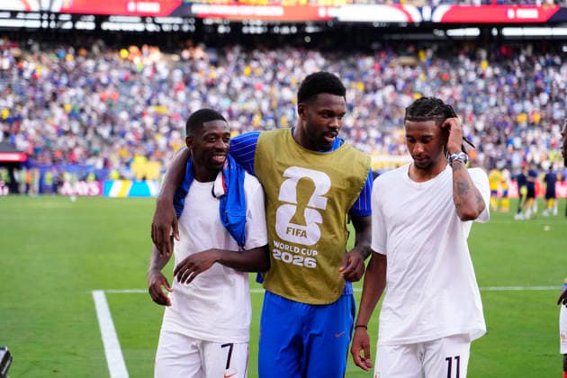 June 30, 2026, East Rutherford, New Jersey, United States: Michael Olise, Ousmane Dembele and Marcus Thuram of France celebrate the victory during the FIFA World Cup, WM, Weltmeisterschaft, Fussball 2026 Round Of 32 match between France and Sweden at New York New Jersey Stadium on June 30, 2026 in East Rutherford, New Jersey. France V Sweden: Round Of 32 - FIFA World Cup 2026  - ZUMAa181 20260630_zaa_a181_195 Copyright: xJosexBretonx