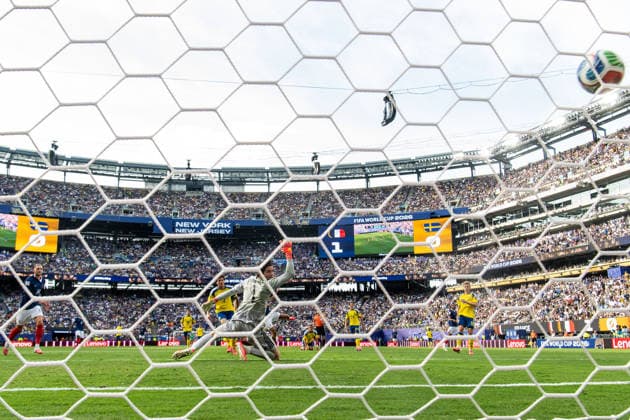 260630 Goalkeeper Jacob Widell Zetterström of Sweden concedes 2-0 during the FIFA World Cup, WM, Weltmeisterschaft, Fussball 2026 round of 32 football match between France and Sweden on June 30, 2026 in New Jersey. Photo: Ludvig Thunman BILDBYRAN kod LT PA1270 fotboll football soccer fotball vm fotbolls-vm fotball-vm fotbolls-vm 2026 fifa world cup 2026 sverige sweden sverige a bbeng frankrike france round of 32 16-delsfinal *** June 30, 2026: Goalkeeper Jacob Widell Zetterström of Sweden concedes a 2-0 lead during the FIFA World Cup 2026 Round of 32 soccer match between France and Sweden on June 30, 2026 in New Jersey. Photo by Ludvig Thunman. BILDBYRAN code LT PA1270 soccer football fotball World Cup 2026 FIFA World Cup 2026 Sweden Sweden A BBENG Francekrike france round of 32 round of 16  Copyright: LUDVIGxTHUNMAN BB260630LT151
