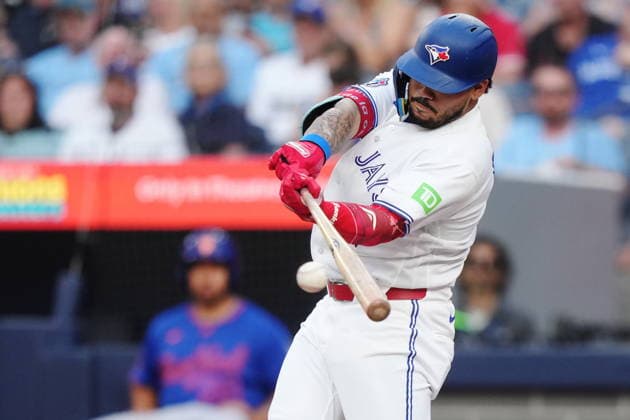 June 30, 2026, Toronto, On, CANADA: Toronto Blue Jays Yohendrick Pinango (24) hits a single against the New York Mets during second inning MLB, Baseball Herren, USA baseball action in Toronto on Tuesday, June 30, 2026. Canada News - June 30, 2026  - ZUMAc35_ 20260630_zaf_c35_068 Copyright: xNathanxDenettex