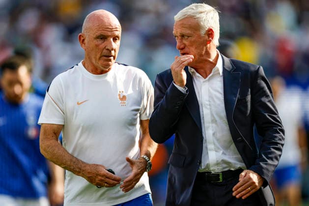 June 30, 2026: France manager Didier Deschamps, right, talks with assistant coach Guy Stephan, left, during during FIFA World Cup, WM, Weltmeisterschaft, Fussball round of 32 action between France and Sweden at New York New Jersey Stadium in East Rutherford, N.J. ( Cal Media) FIFA World Cup 2026: France Vs Sweden JUN 30  - ZUMAc04_ 20260630_zma_c04_045 Copyright: xRustyxJonesx