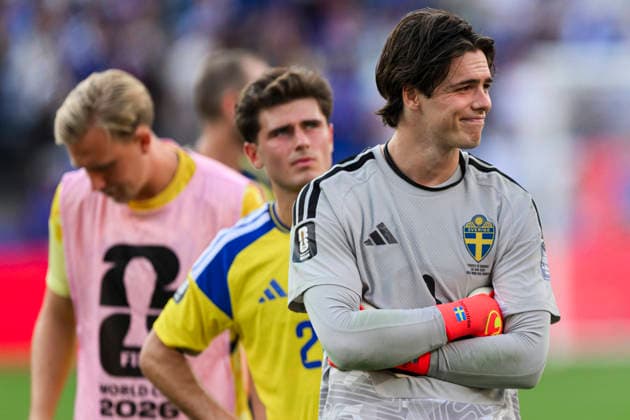 260630 Gustaf Lagerbielke and goalkeeper Jacob Widell Zetterström of Sweden looks dejected after the FIFA World Cup, WM, Weltmeisterschaft, Fussball 2026 round of 32 football match between France and Sweden on June 30, 2026 in New Jersey. Photo: Ludvig Thunman BILDBYRAN kod LT PA1270 fotboll football soccer fotball vm fotbolls-vm fotball-vm fotbolls-vm 2026 fifa world cup 2026 sverige sweden sverige a bbeng frankrike france round of 32 16-delsfinal depp dejection *** June 30, 2026: Gustaf Lagerbielke and goalkeeper Jacob Widell Zetterström of Sweden look dejected after the FIFA World Cup 2026 Round of 32 soccer match between France and Sweden on June 30, 2026 in New Jersey. Photo by Ludvig Thunman, BILDBYRAN. Code: LT PA1270. soccer, football, World Cup, 2026 FIFA World Cup, Sweden, Sweden national team, France, round of 32, quarterfinals, dejectionFrance round of 32 quarterfinals depp dejection  Copyright: LUDVIGxTHUNMAN BB260630LT158