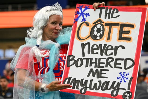 June 30, 2026: Norway fans celebrate their win over CIV after the FIFA World Cup, WM, Weltmeisterschaft, Fussball Round of 32 matchup between CoÂ te d Ivoire and Norway at Dallas Stadium in Arlington, Texas. Cal Media FIFA World Cup 2026: CoÂ Te D Ivoire Vs Norway JUN 30  - ZUMAc04_ 20260630_zma_c04_153 Copyright: xMichaelxDornx