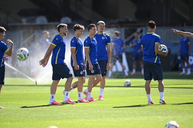 FIFA World Cup, WM, Weltmeisterschaft, Fussball 2026: Training session of Bosnia and Herzegovina in San Jose, California SAN JOSE, CALIFORNIA - JUNE 30: Players of team Bosnia Herzegovina attend a training session at PayPal Park in San Jose on June 30, 2026 ahead of the 2026 FIFA World Cup Round 32 match between USA vs Bosnia and Herzegovina at the San Francisco Stadium (Levi s Stadium) in Santa Clara, California, United States. Tayfun Coskun Anadolu California United States. Editorial use only. Please get in touch for any other usage.  Copyright: x2026xAnadoluxTayfunxCoskunx