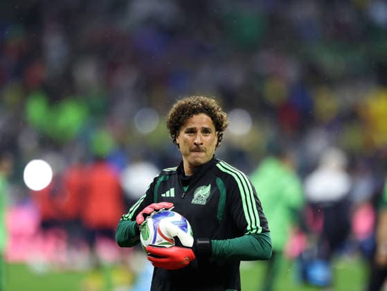 (260701) -- MEXICO CITY, July 1, 2026 -- Mexico s goalkeeper Guillermo Ochoa warms up before the round of 32 match between Mexico and Ecuador at the 2026 FIFA World Cup, WM, Weltmeisterschaft, Fussball at the Mexico City Stadium, Mexico, June 30, 2026. (Photo by Xinhua) (SP)MEXICO-MEXICO CITY-FOOTBALL-FIFA WORLD CUP-ROUND OF 32-MEX VS ECU FranciscoxCanedo 