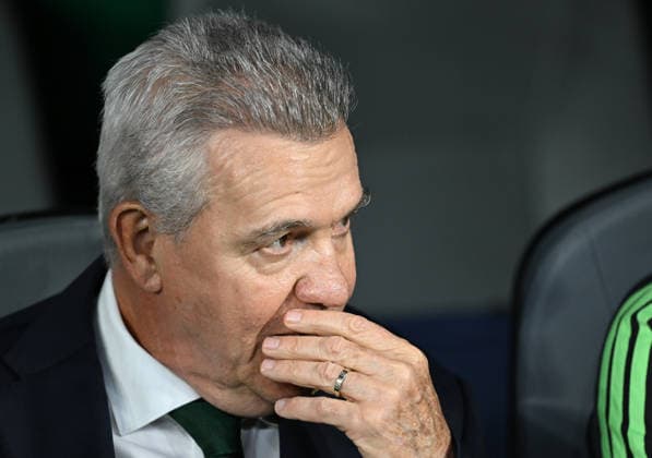 (260701) -- MEXICO CITY, July 1, 2026 -- Mexico s head coach Javier Aguirre reacts before the round of 32 match between Mexico and Ecuador at the 2026 FIFA World Cup, WM, Weltmeisterschaft, Fussball at the Mexico City Stadium, Mexico, June 30, 2026. ) (SP)MEXICO-MEXICO CITY-FOOTBALL-FIFA WORLD CUP-ROUND OF 32-MEX VS ECU WuxWei 