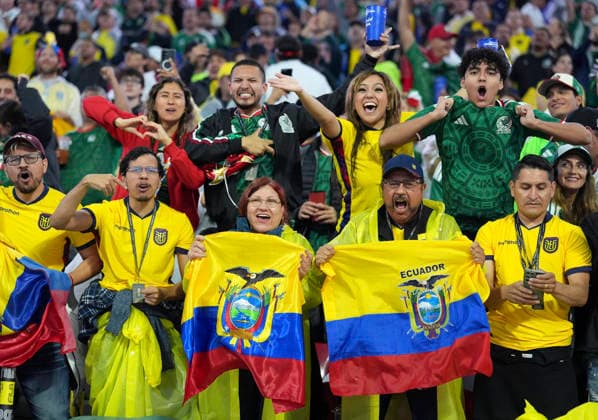 (260701) -- MEXICO CITY, July 1, 2026 -- Fans cheer before the round of 32 match between Mexico and Ecuador at the 2026 FIFA World Cup, WM, Weltmeisterschaft, Fussball at the Mexico City Stadium, Mexico, June 30, 2026. (Photo by Xinhua) (SP)MEXICO-MEXICO CITY-FOOTBALL-FIFA WORLD CUP-ROUND OF 32-MEX VS ECU MartinxZabala 