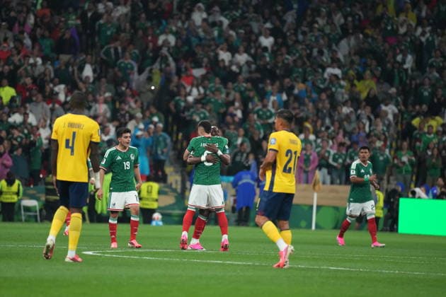 Mexico v Ecuador - FIFA World Cup, WM, Weltmeisterschaft, Fussball 2026 - Round of 32 MEXICO CITY, MEXICO - JUNE 30: Julian Quinones (16) of Mexico celebrates with his teammates after scoring a goal during the 2026 FIFA World Cup Round of 32 match between Mexico and Ecuador at Mexico Stadium (Estadio Azteca) in Mexico City, Mexico on June 30, 2026. Juancho Torres Anadolu Mexico City Mexico. Editorial use only. Please get in touch for any other usage.  Copyright: x2026xAnadoluxJuanchoxTorresx