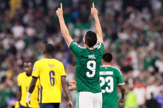 FIFA World Cup, WM, Weltmeisterschaft, Fussball 2026 - Round of 32 - Mexico vs Ecuador Raul Jimenez of Mexico celebrates after scoring the 2-0 goal during the FIFA World Cup 2026 Round of 32 match Mexico against Ecuador in Mexico City, Mexico, 30 June 2026. Mexico City Mexico  Copyright: xJOSExMENDEZx