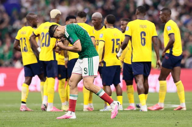 FIFA World Cup, WM, Weltmeisterschaft, Fussball 2026 - Round of 32 - Mexico vs Ecuador Raul Jimenez of Mexico (C) celebrates after scoring the 2-0 goal during the FIFA World Cup 2026 Round of 32 match Mexico against Ecuador in Mexico City, Mexico, 30 June 2026. Mexico City Mexico  Copyright: xJOSExMENDEZx