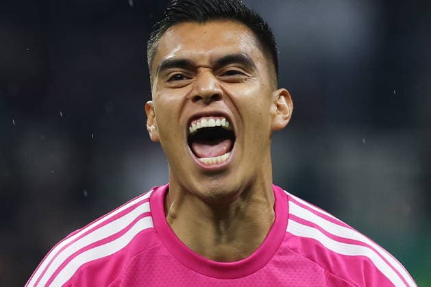 FIFA World Cup, WM, Weltmeisterschaft, Fussball 2026 - Round of 32 - Mexico vs Ecuador Goalkeeper Raul Rangel of Mexico celebrates the 1-0 goal during the FIFA World Cup 2026 Round of 32 match Mexico against Ecuador in Mexico City, Mexico, 30 June 2026. Mexico City Mexico  Copyright: xALEXxCRUZx