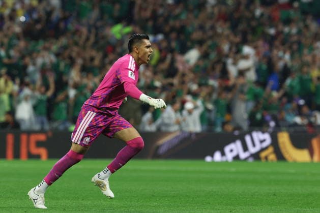 FIFA World Cup, WM, Weltmeisterschaft, Fussball 2026 - Round of 32 - Mexico vs Ecuador Goalkeeper Raul Rangel of Mexico celebrates the 1-0 goal during the FIFA World Cup 2026 Round of 32 match Mexico against Ecuador in Mexico City, Mexico, 30 June 2026. Mexico City Mexico  Copyright: xALEXxCRUZx