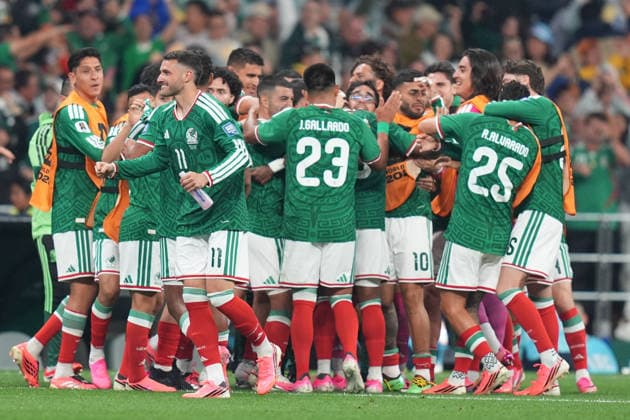 Mexico v Ecuador Round of 32 - FIFA World Cup, WM, Weltmeisterschaft, Fussball 2026 Players of Mexico national team, Nationalteam celebrating after scoring a goal during the FIFA Word Cup 2026 round of 32 match between Mexico and Ecuador at Mexico City Stadium. on June 30, 2026 in Mexico City, Mexico. (Photo by Ian Robles Eyepix Group) Copyright: xIanxRobles xEyepixxGroupx EL_30062026_189768JPEG