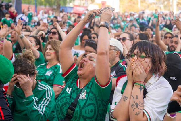 June 30, 2026, Los Angeles, California, USA: Fans of Mexico react while watching a live broadcast of the FIFA World Cup, WM, Weltmeisterschaft, Fussball Round of 32 soccer match between Mexico and Ecuador at a watch party in Los Angeles, on Tuesday, June 20, 2026. Los Angeles USA - ZUMAc68_ 20260630_zaf_c68_014 Copyright: xRingoxChiux
