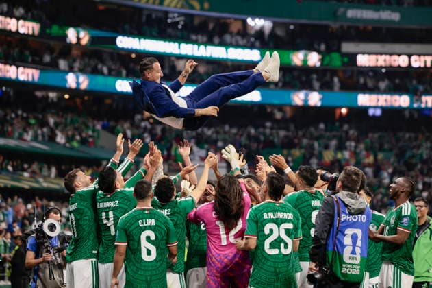FIFA World Cup, WM, Weltmeisterschaft, Fussball 2026 - Round of 32 - Mexico vs Ecuador Players of Mexico celebrate winning the FIFA World Cup 2026 Round of 32 match Mexico against Ecuador in Mexico City, Mexico, 30 June 2026. Mexico City Mexico  Copyright: xJOSExMENDEZx