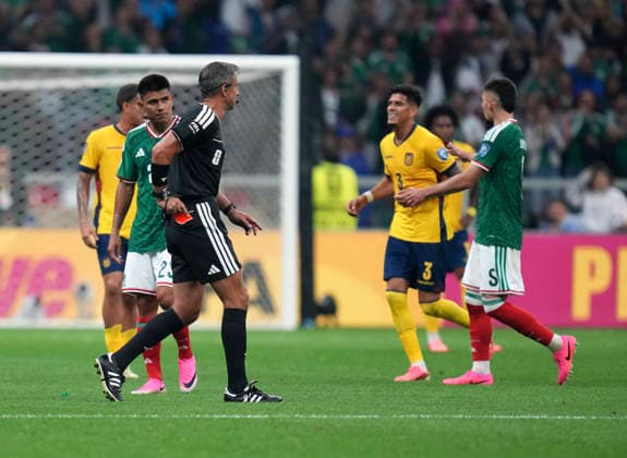 (260701) -- MEXICO CITY, July 1, 2026 -- Referee Slavko Vincic (3rd L) shows a red card to Ecuador s Piero Hincapie (4th L) during the round of 32 match between Mexico and Ecuador at the 2026 FIFA World Cup, WM, Weltmeisterschaft, Fussball at the Mexico City Stadium, Mexico, June 30, 2026. (Photo by Xinhua) (SP)MEXICO-MEXICO CITY-FOOTBALL-FIFA WORLD CUP-ROUND OF 32-MEX VS ECU MartinxZabala 