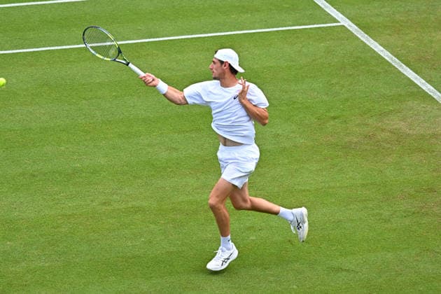 2026 Wimbledon - Valentin Royer Valentin Royer (FRA) during his first round match at the 2025 Wimbledon Tennis Championships at the AELTC in London, GREAT BRITAIN, on JuNE 30, 2026. Photo by Corinne Dubreuil ABACAPRESS.COM London  Copyright: xDubreuilxCorinne ABACAx