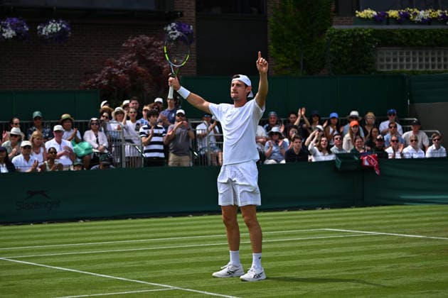 2026 Wimbledon - Valentin Royer Valentin Royer (FRA) during his first round match at the 2025 Wimbledon Tennis Championships at the AELTC in London, GREAT BRITAIN, on JuNE 30, 2026. Photo by Corinne Dubreuil ABACAPRESS.COM London  Copyright: xDubreuilxCorinne ABACAx