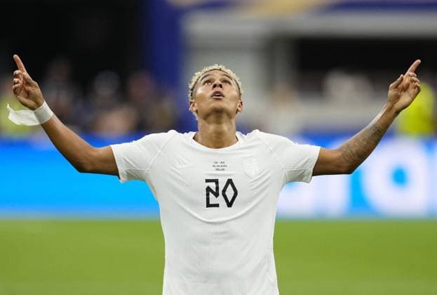 Football: 2026 World Cup Norway s Antonio Nusa celebrates after scoring the opening goal in the first half of a World Cup round of 32 football match against Ivory Coast at Dallas Stadium in Arlington, Texas, on June 30, 2026.  A14AA0005621012P