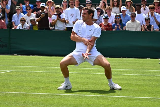 2026 Wimbledon - Valentin Royer Valentin Royer (FRA) during his first round match at the 2025 Wimbledon Tennis Championships at the AELTC in London, GREAT BRITAIN, on JuNE 30, 2026. Photo by Corinne Dubreuil ABACAPRESS.COM London  Copyright: xDubreuilxCorinne ABACAx