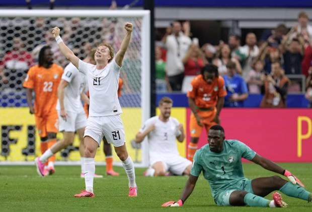 Football: 2026 World Cup Norway s Andreas Schjelderup (21) celebrates following the team s 2-1 victory over Ivory Coast in a World Cup round of 32 football match at Dallas Stadium in Arlington, Texas, on June 30, 2026.  A14AA0005621040P